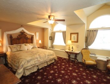 Carriage House B&B room Paso Robles California